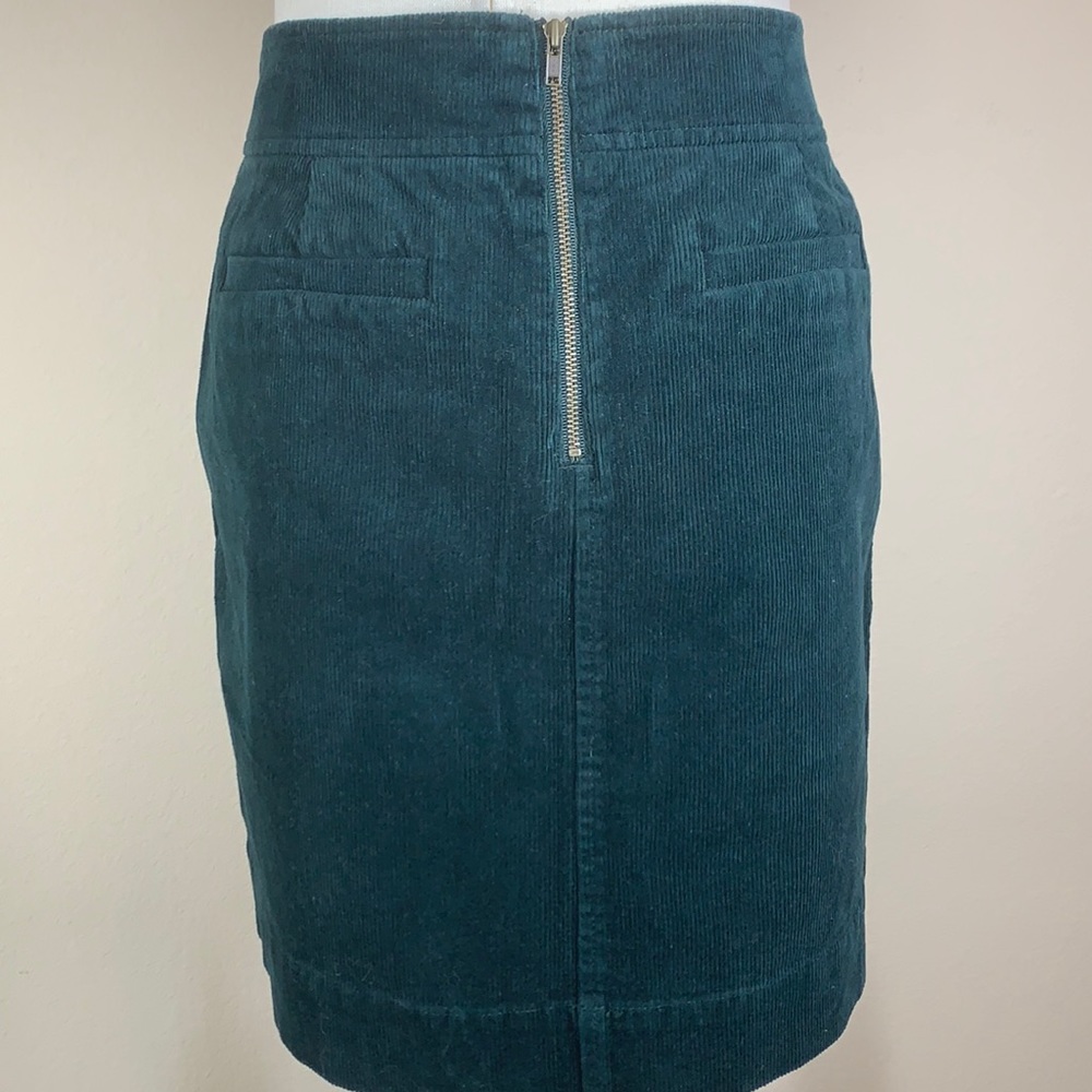 EUC Loft short hunter green corduroy pencil skirt sz 4 great fall look w/ boots